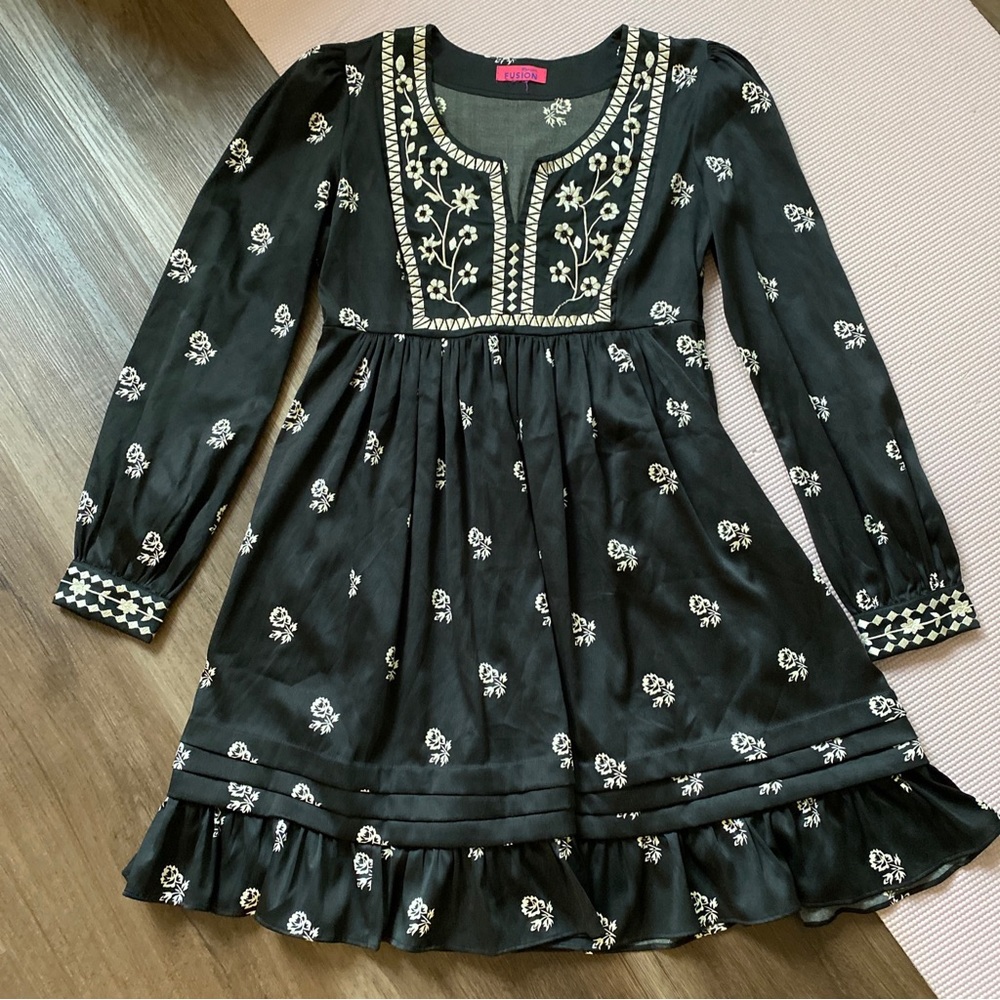Monsoon fusion silky embroidered babydoll dress